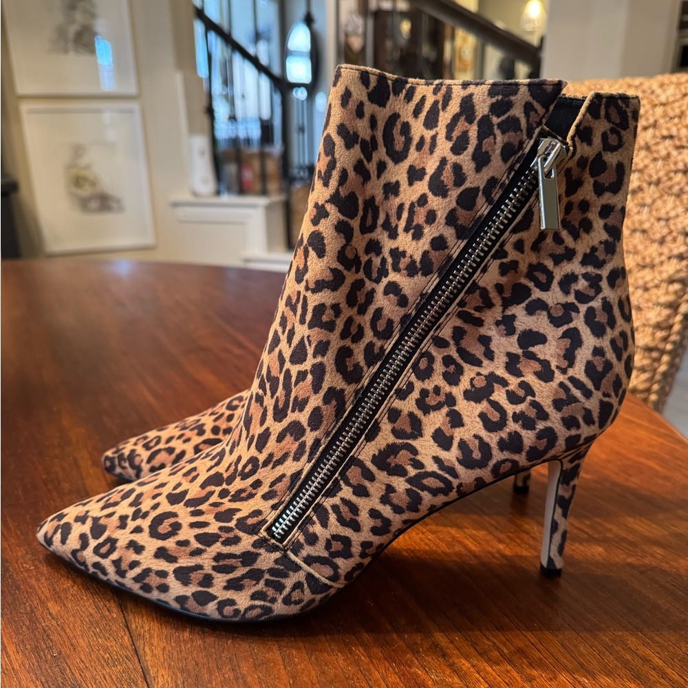 Nine West Leopard Print Ankle Boots - size 12